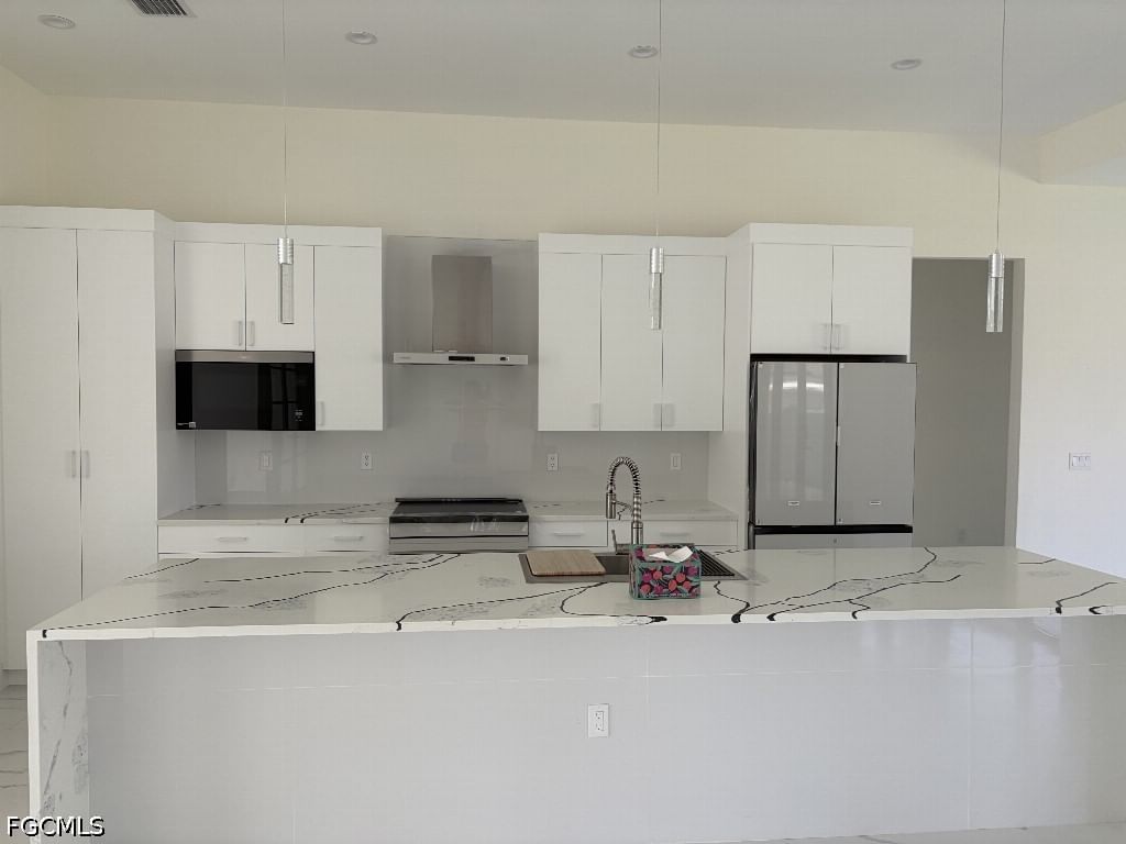 3943 16th Avenue NE, Naples, FL 34120 photo 4