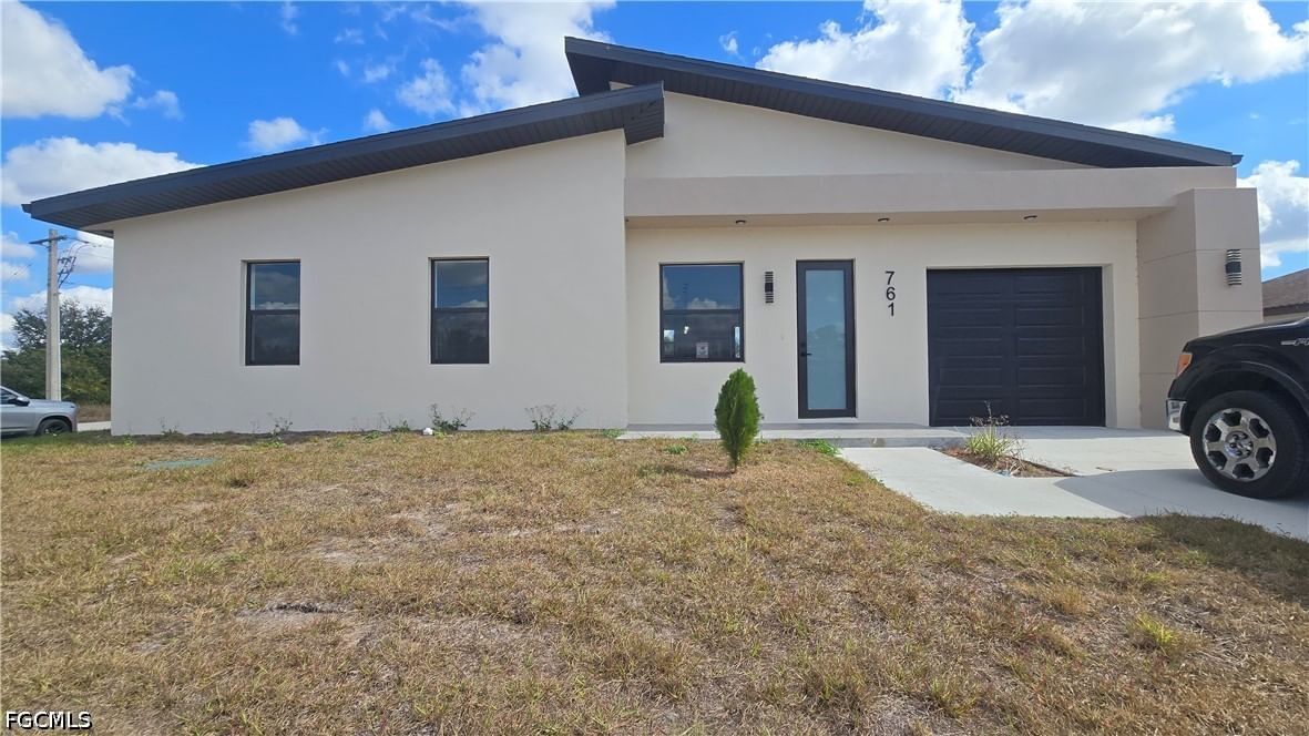 761 Bell Boulevard S, Lehigh Acres, FL 33974 photo 3