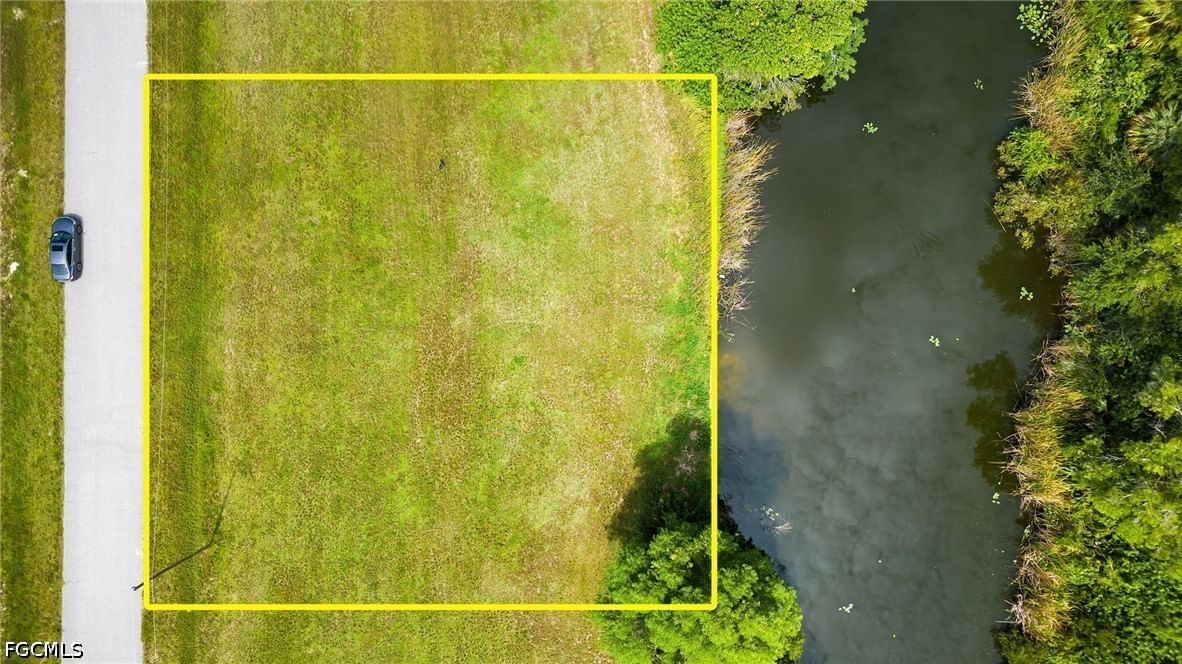 2105 NE 27th Street, Cape Coral, FL 33909 photo 3