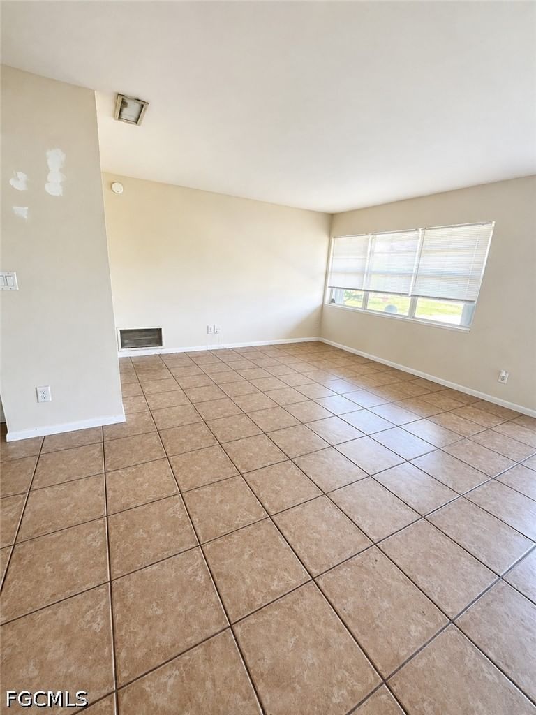 1515 Medford Place, Lehigh Acres, FL 33936 photo 3