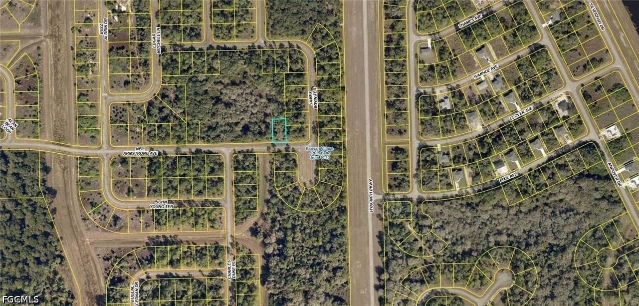 238 Neil Armstrong Avenue, Labelle, FL 33935 photo 4