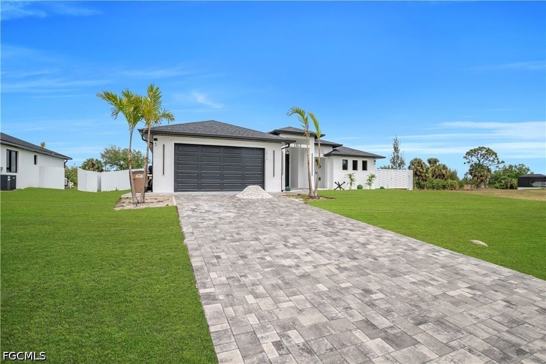 1913 NE 34th Terrace, Cape Coral, FL 33909 photo 3