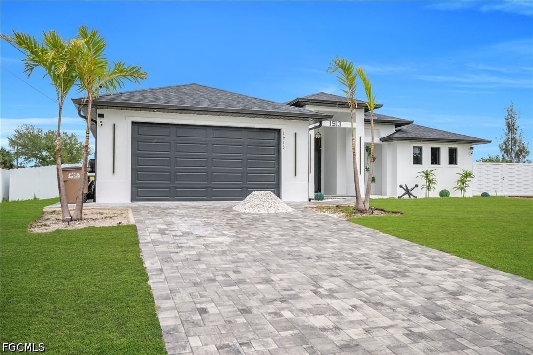 1913 NE 34th Terrace, Cape Coral, FL 33909 photo 4