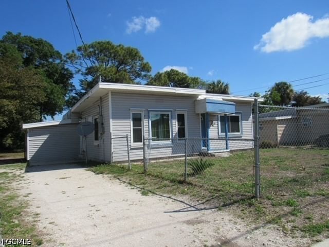 2365 Canal Street, Fort Myers, FL 33901 photo 2