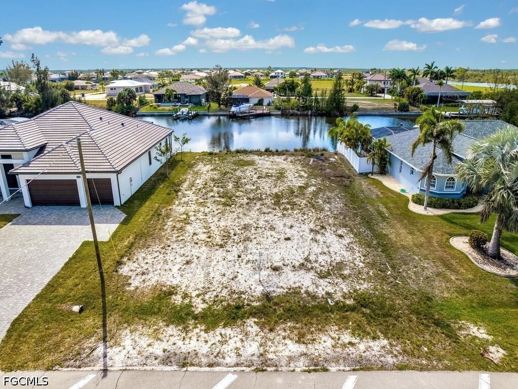 1702 Old Burnt Store Road N, Cape Coral, FL 33993 photo 2