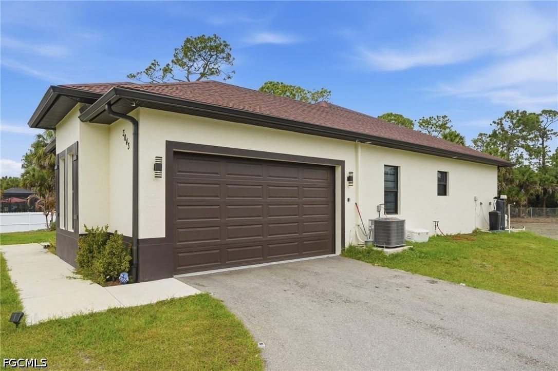 3043 18th Avenue NE, Naples, FL 34120 photo 2