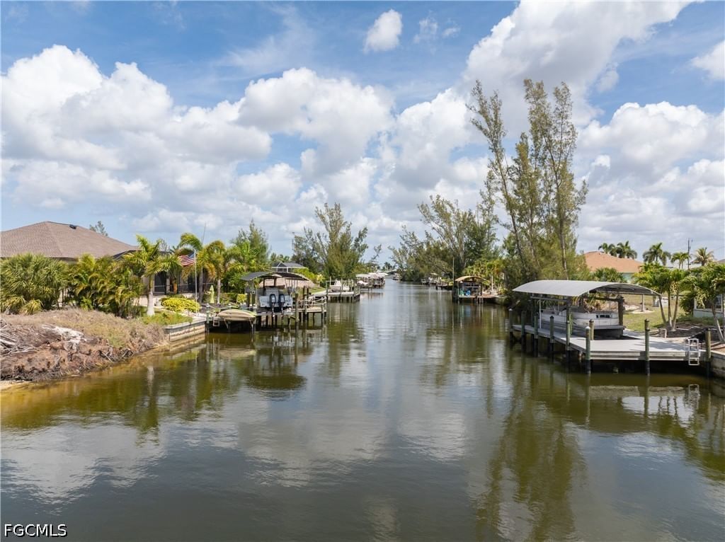 1645 NW 39th Avenue, Cape Coral, FL 33993 photo 4