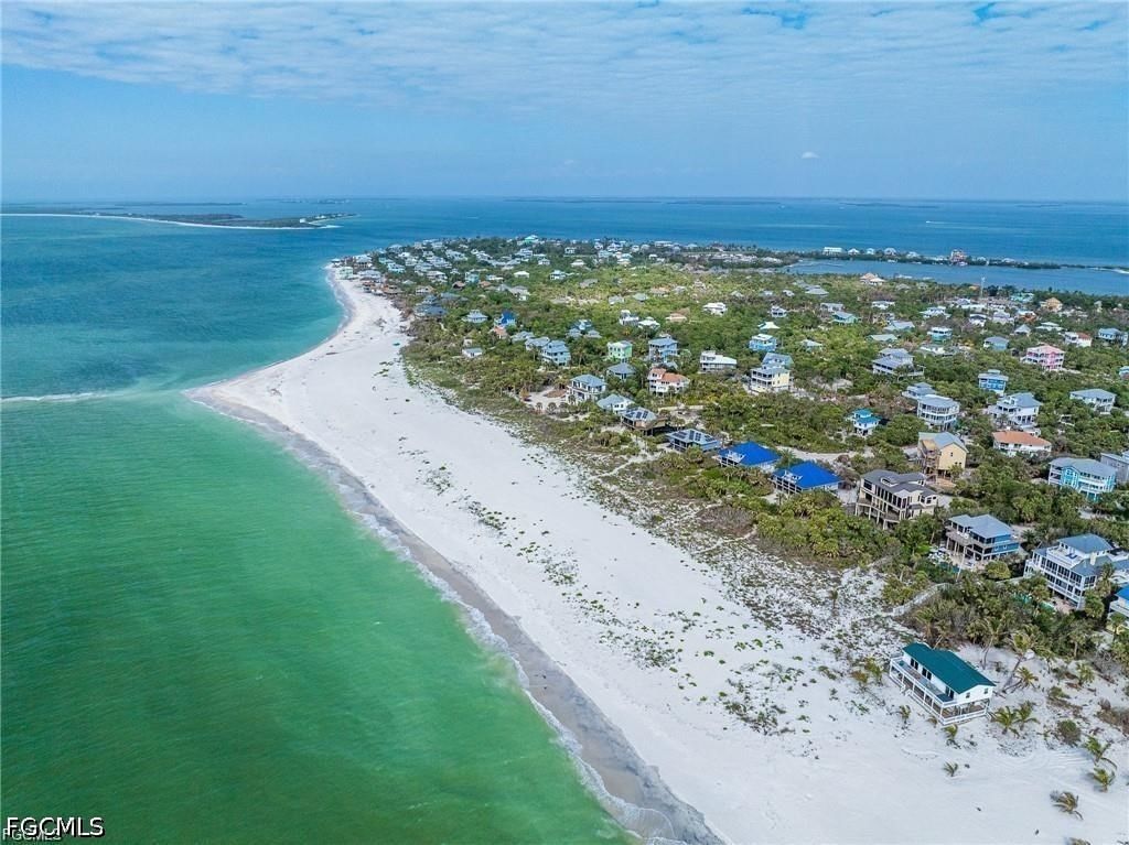 484 Gulf Bend Drive, Captiva, FL 33924 photo 2