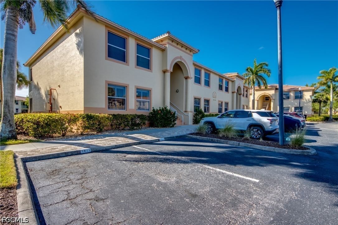 15370 Bellamar Circle #3411, Fort Myers, FL 33908 photo 3