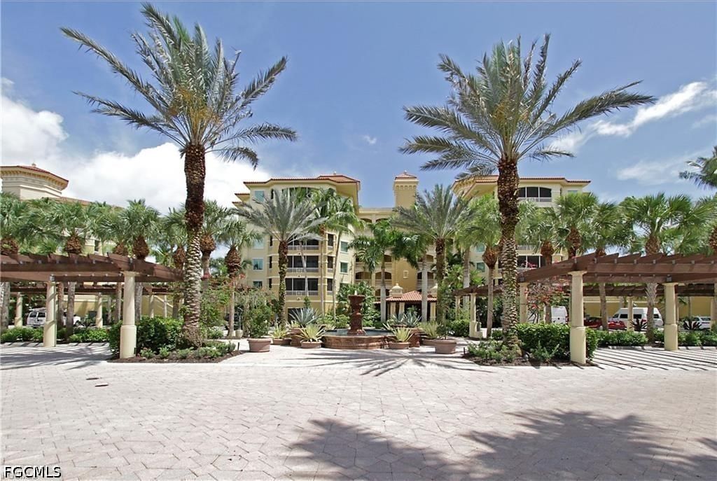 2738 Tiburon Boulevard E #B403, Naples, FL 34109 photo 3