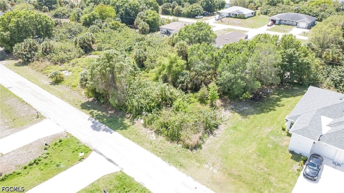 6035-6037 Latimer Avenue, Fort Myers, FL 33905 photo 3