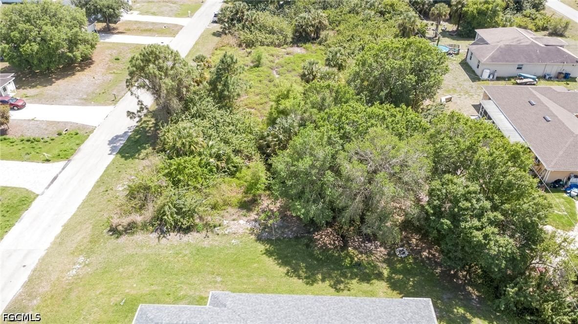 6035-6037 Latimer Avenue, Fort Myers, FL 33905 photo 4