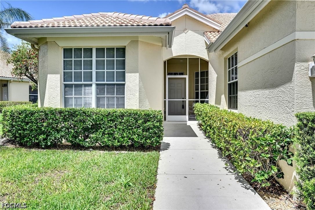 8786 E BAY Circle, Fort Myers, FL 33908 photo 4