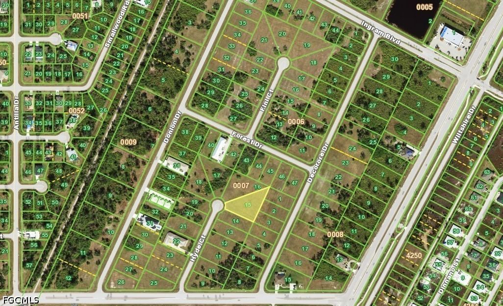 14 Hyde Court, Rotonda West, FL 33947 photo 2