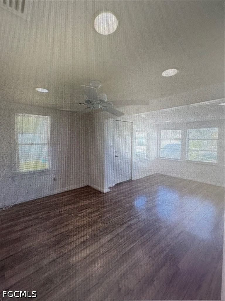 333 San Bernardino Street, North Fort Myers, FL 33903 photo 2