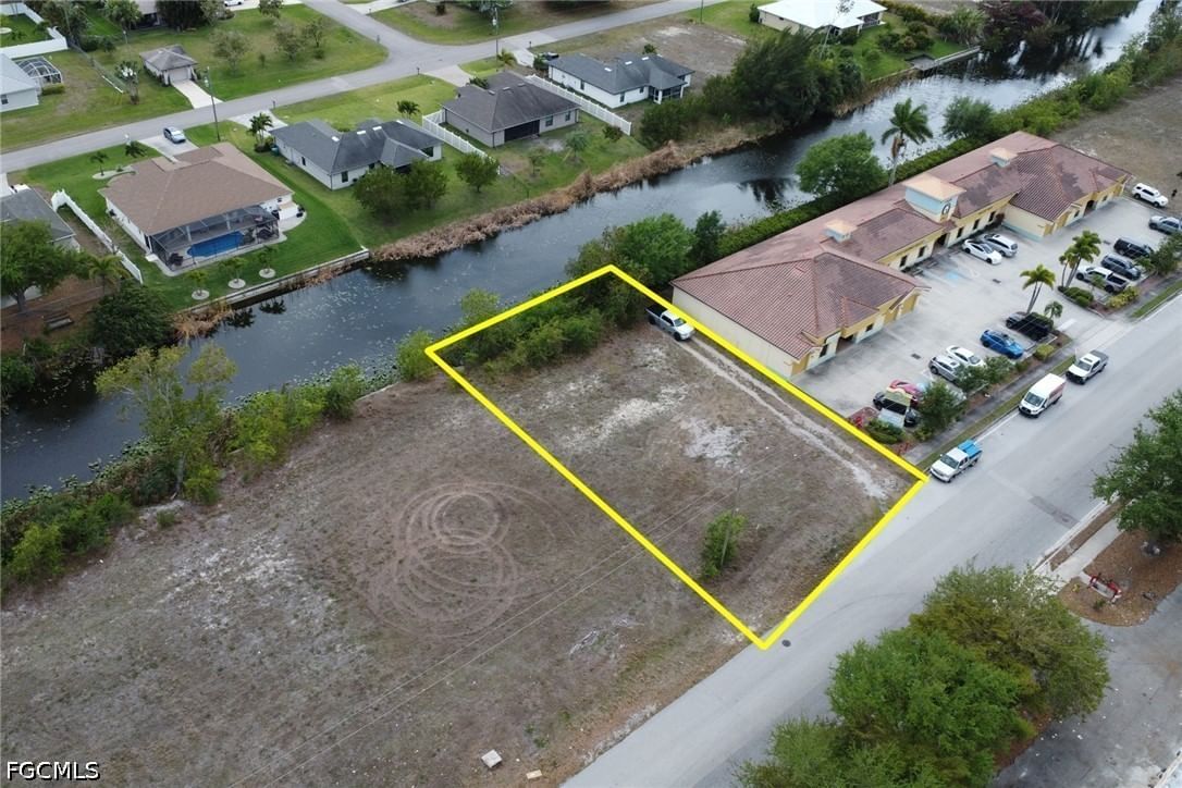 1208 SW 4th Street, Cape Coral, FL 33991 photo 2