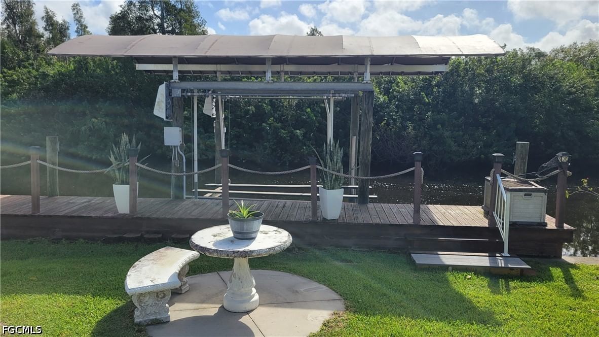 91 Sun Circle, Fort Myers, FL 33905 photo 5