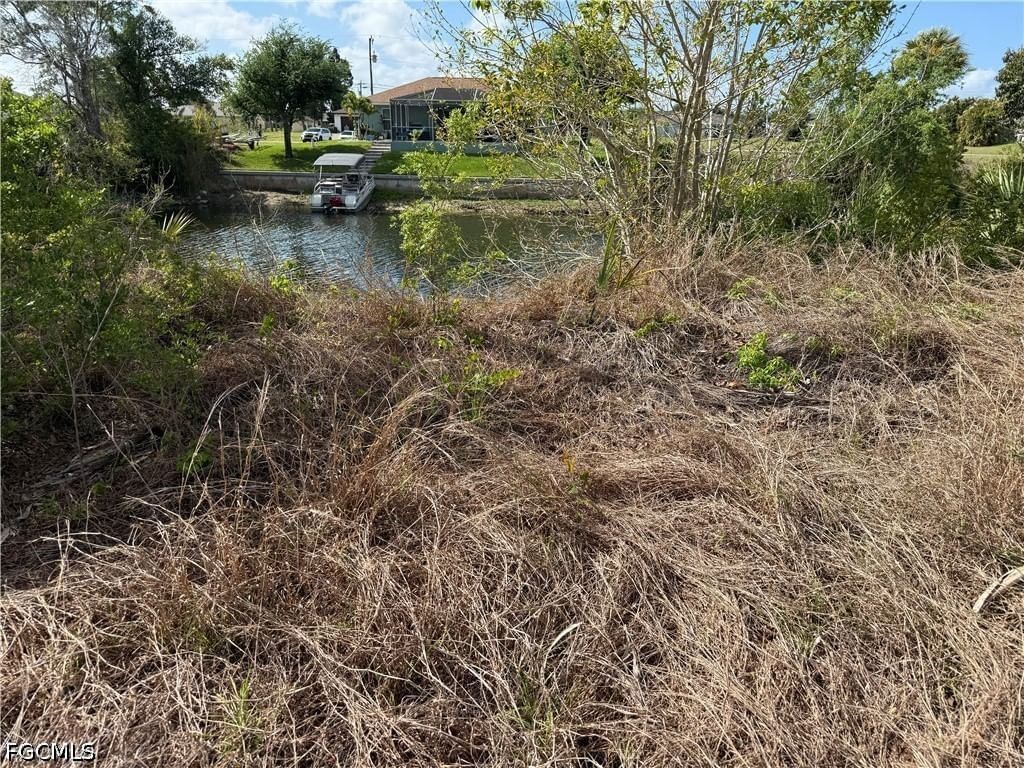 2114 NE 26th Street, Cape Coral, FL 33909 photo 2