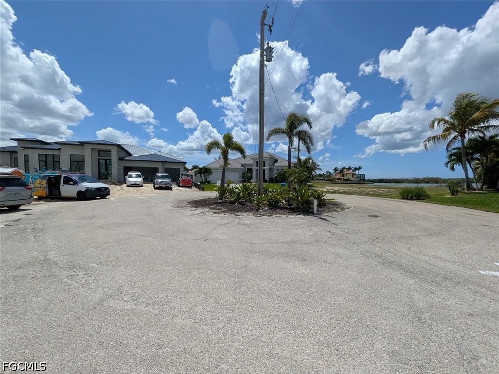 1003 NW 40th Place, Cape Coral, FL 33993 photo 3
