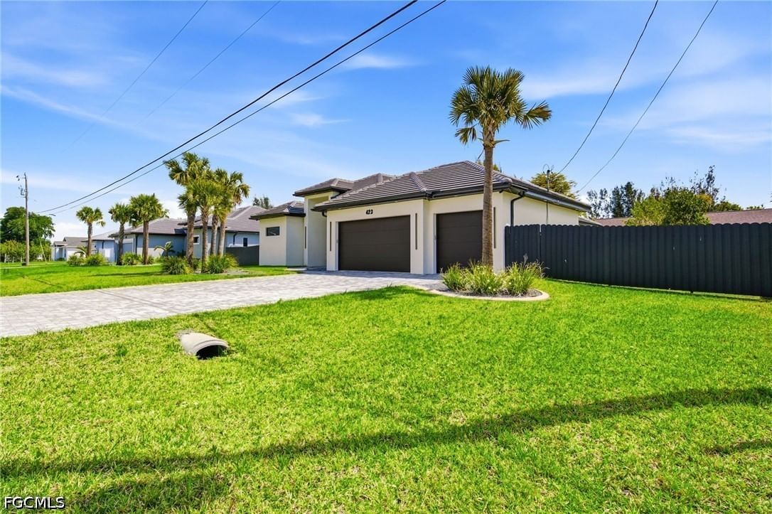 423 SW 19th Avenue, Cape Coral, FL 33991 photo 3