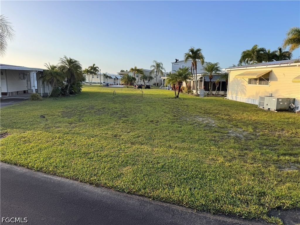 178 Orange Harbor Drive, Fort Myers, FL 33905 photo 3
