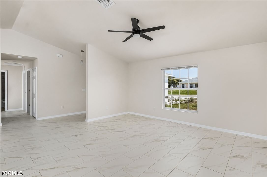 923 NE 1st Avenue, Cape Coral, FL 33909 photo 4