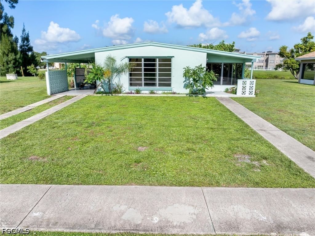 3107 Easy Street, Port Charlotte, FL 33952