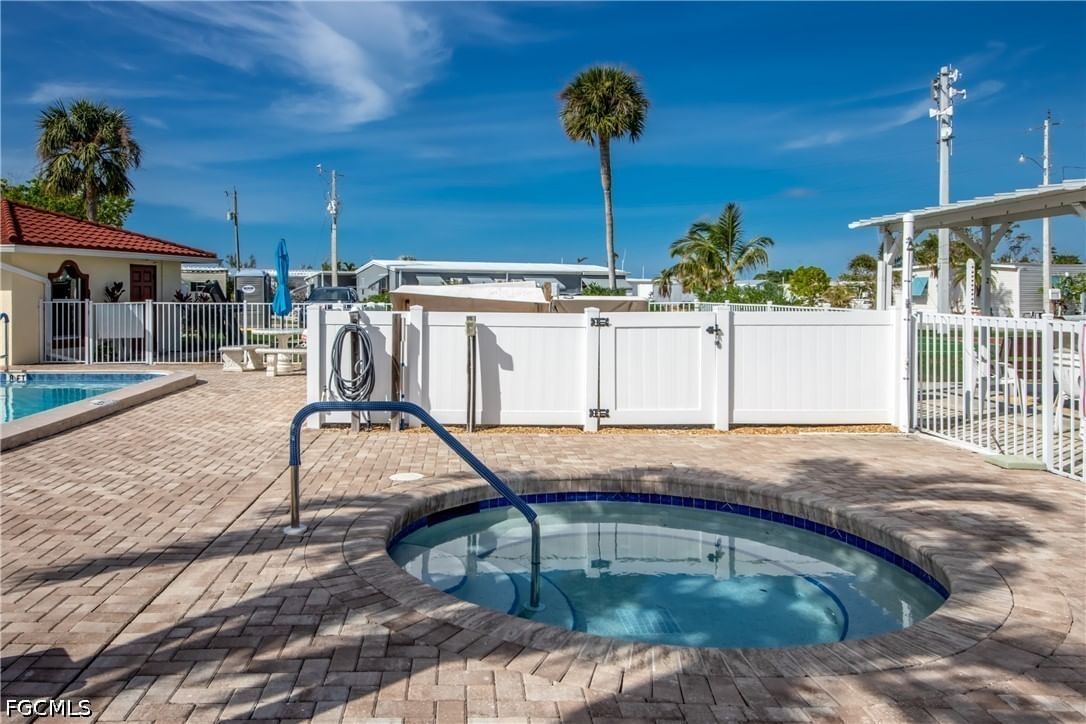 7144 Ladyfish Drive, St James City, FL 33956 photo 4