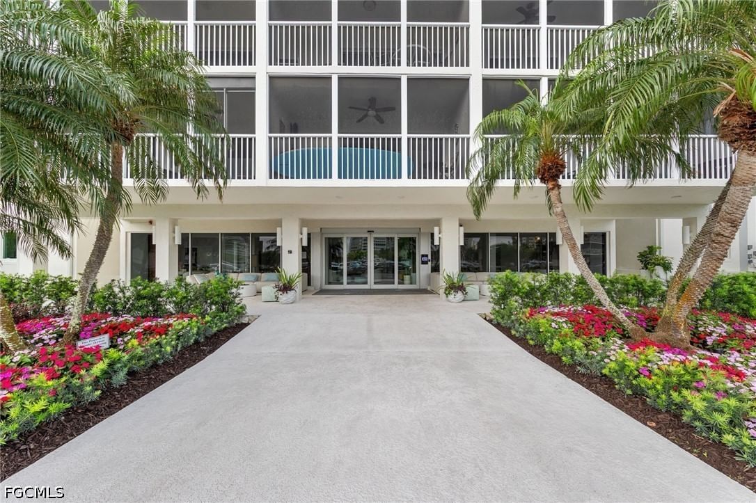 1 Bluebill Avenue #402, Naples, FL 34108 photo 3
