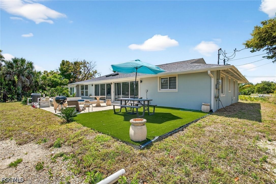 1874 Ibis Lane, Sanibel, FL 33957 photo 3