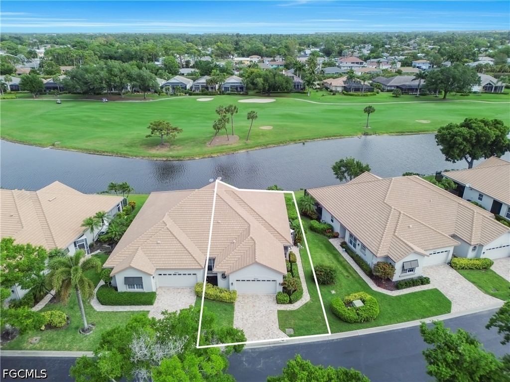 8555 Fairway Bend Drive, Estero, FL 33967 photo 2