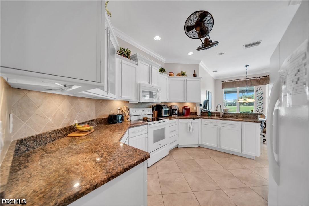 8555 Fairway Bend Drive, Estero, FL 33967 photo 3