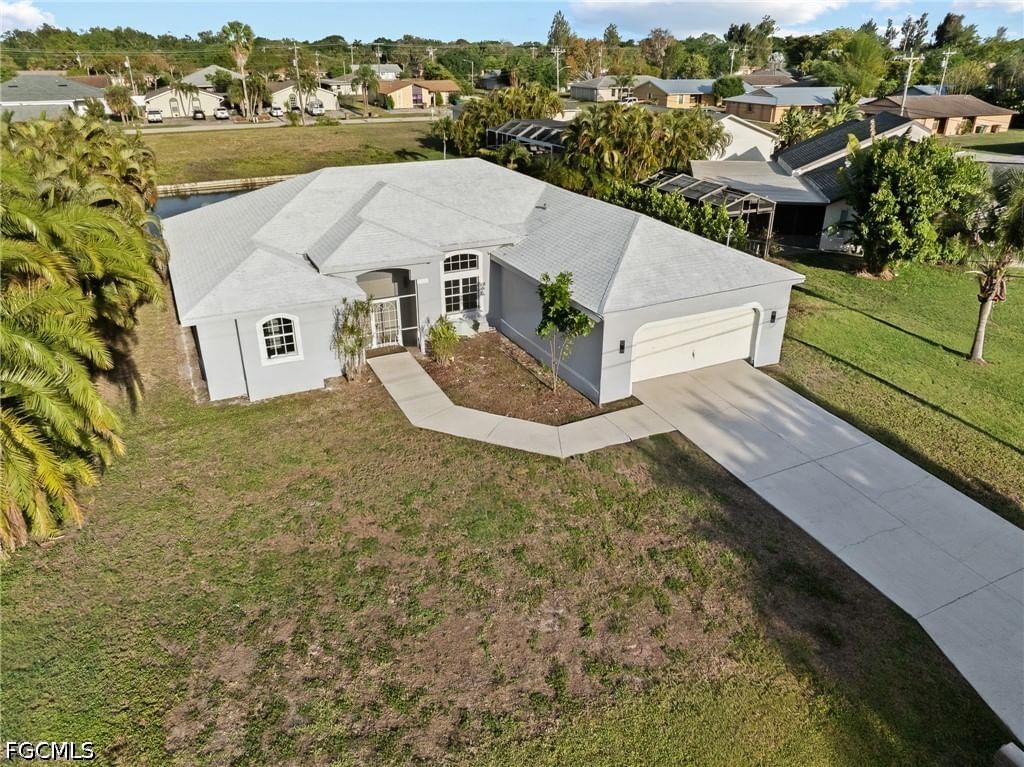 605 SE 23rd Avenue, Cape Coral, FL 33990 photo 5