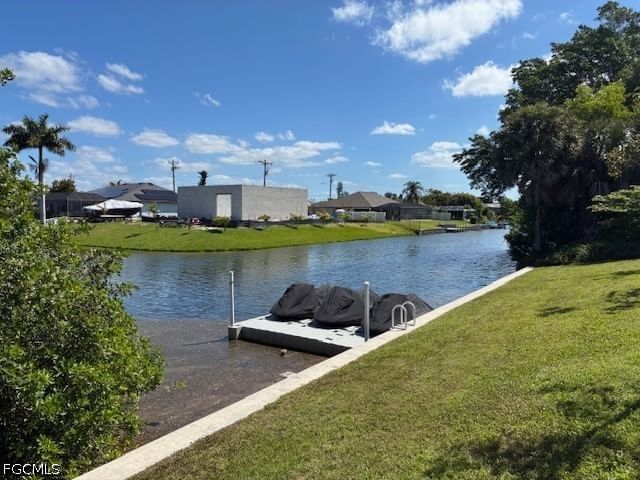 127 SE 16th Place, Cape Coral, FL 33990 photo 5