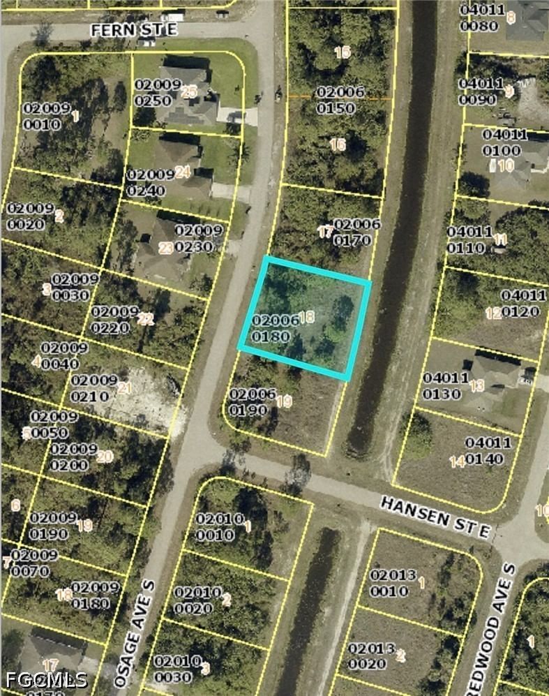 517 Osage Avenue S, Lehigh Acres, FL 33974 photo 4