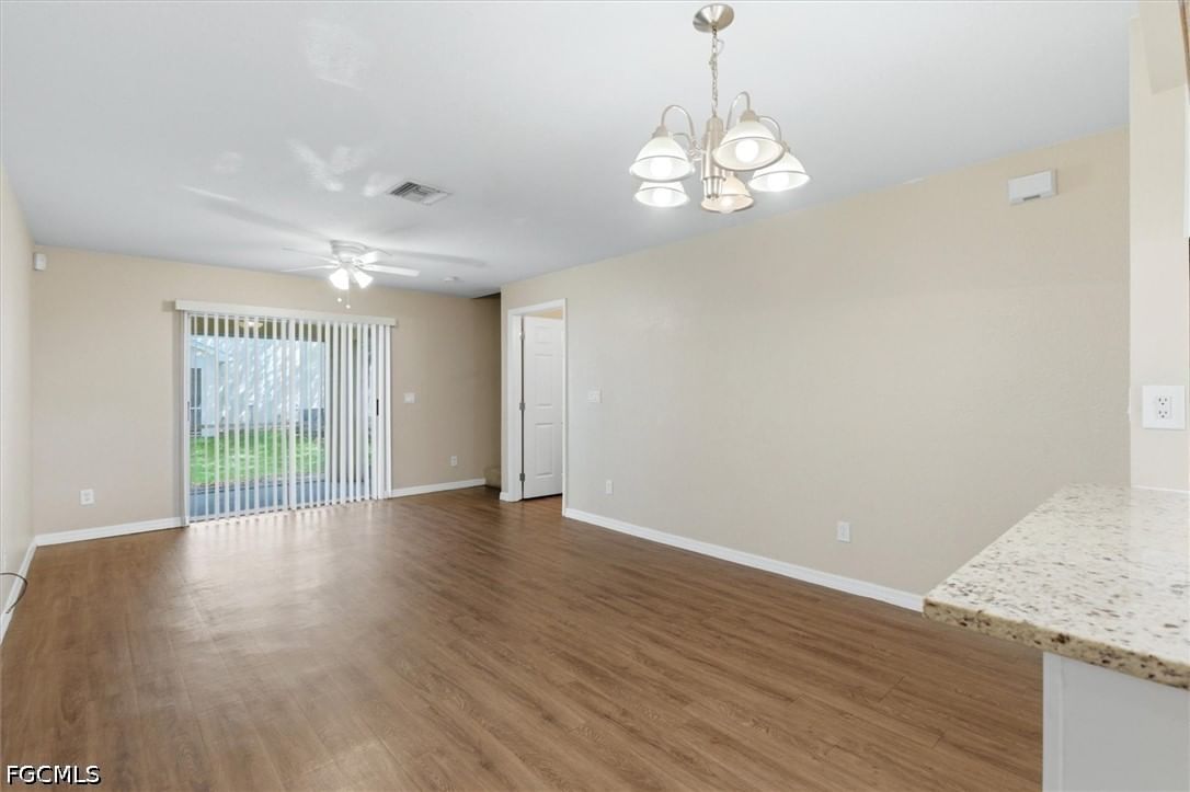 5257 Leeds Road, Fort Myers, FL 33907 photo 4