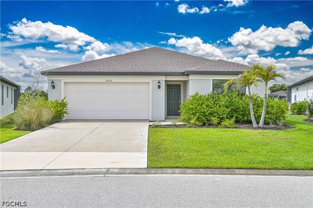 10792 Firebush Circle, North Fort Myers, FL 33917 photo 2
