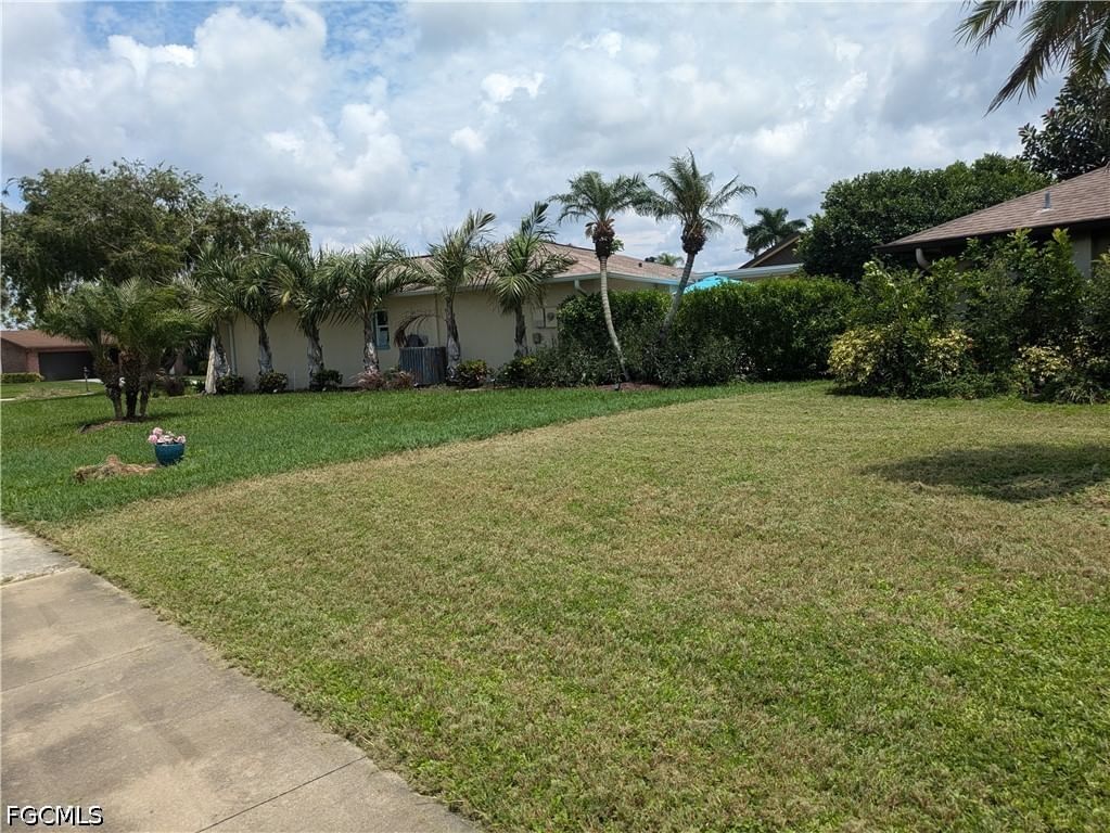 104 Fleur De Lis Lane, Naples, FL 34112 photo 4