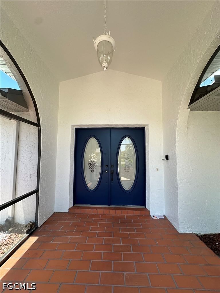 1922 SE 10th Place, Cape Coral, FL 33990 photo 3