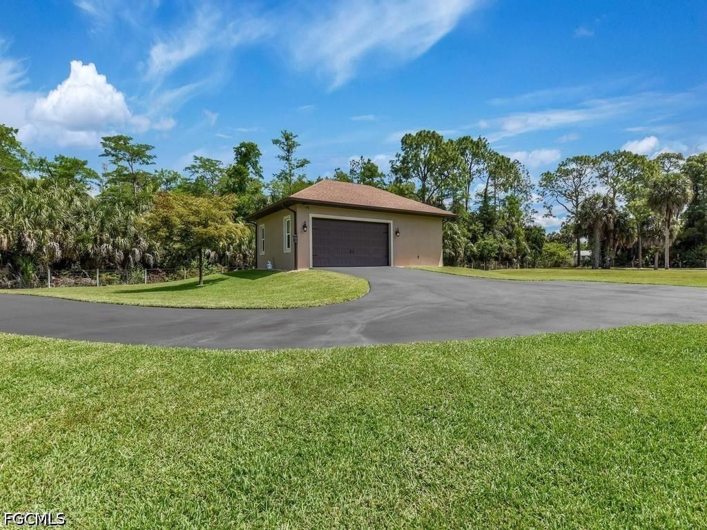 280 23rd Street SW, Naples, FL 34117 photo 5