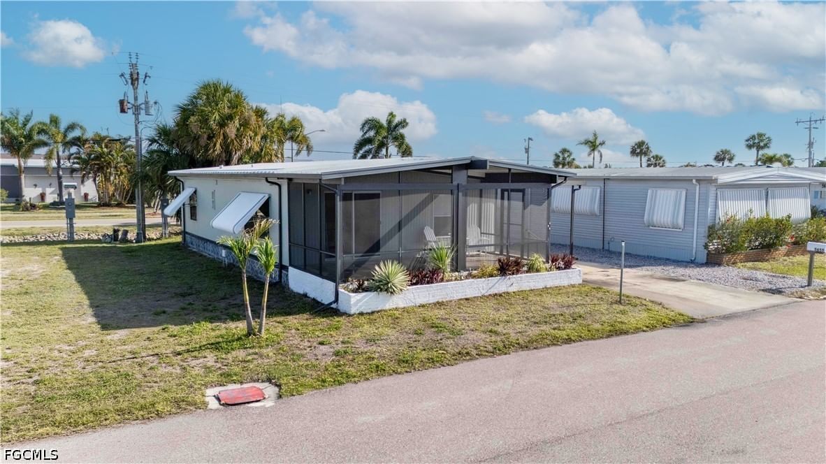 5655 Captain John Smith Loop, North Fort Myers, FL 33917 photo 4