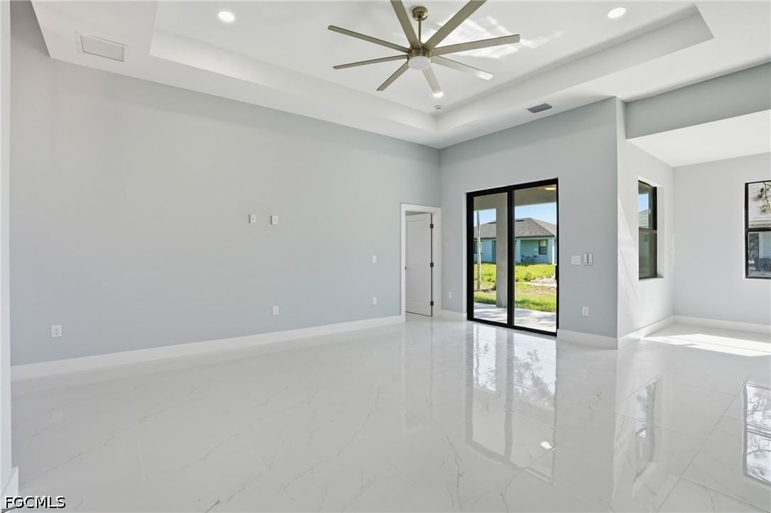 431 Palmyra Avenue, Lehigh Acres, FL 33974 photo 4