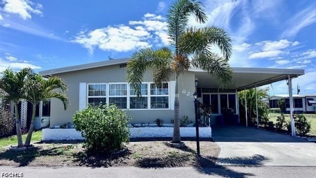 5512 Salem Lane, North Fort Myers, FL 33917 photo 2