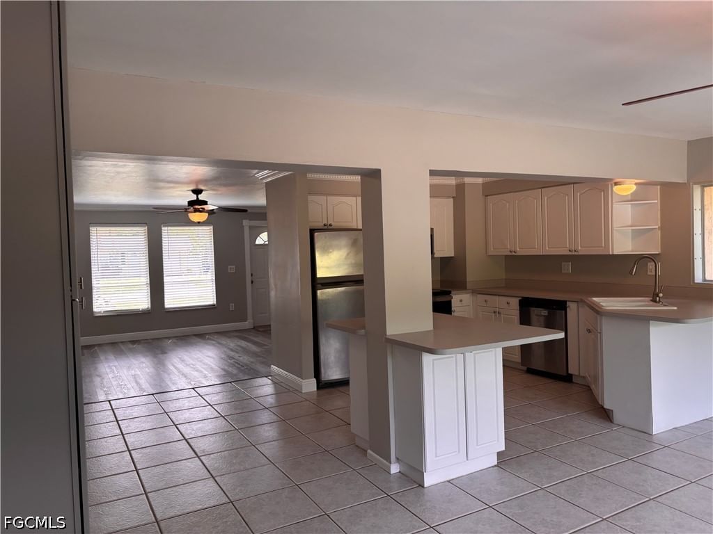 1933 FLAMINGO Drive, North Fort Myers, FL 33991 photo 4