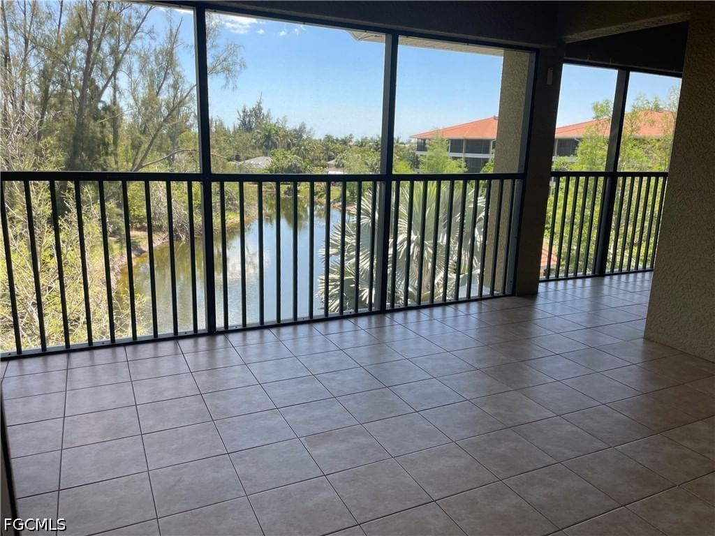 10031 Lake Cove Drive #302, Fort Myers, FL 33908 photo 4