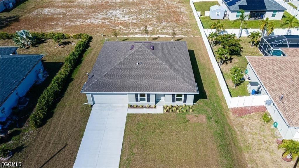 2912 NW 5th Place, Cape Coral, FL 33993 photo 2