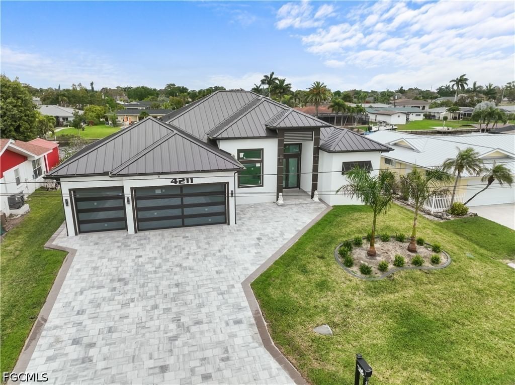 4211 SE 1st Avenue, Cape Coral, FL 33904 photo 4