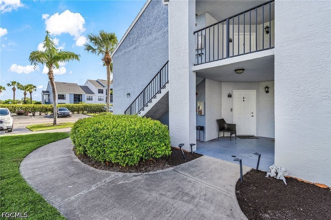 13621 Eagle Ridge Drive #1517, Fort Myers, FL 33912 photo 4