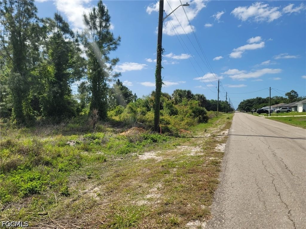 1912 Moore Avenue, Lehigh Acres, FL 33972 photo 3
