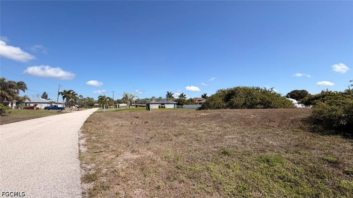 2309 NW 34th Avenue, Cape Coral, FL 33993 photo 2